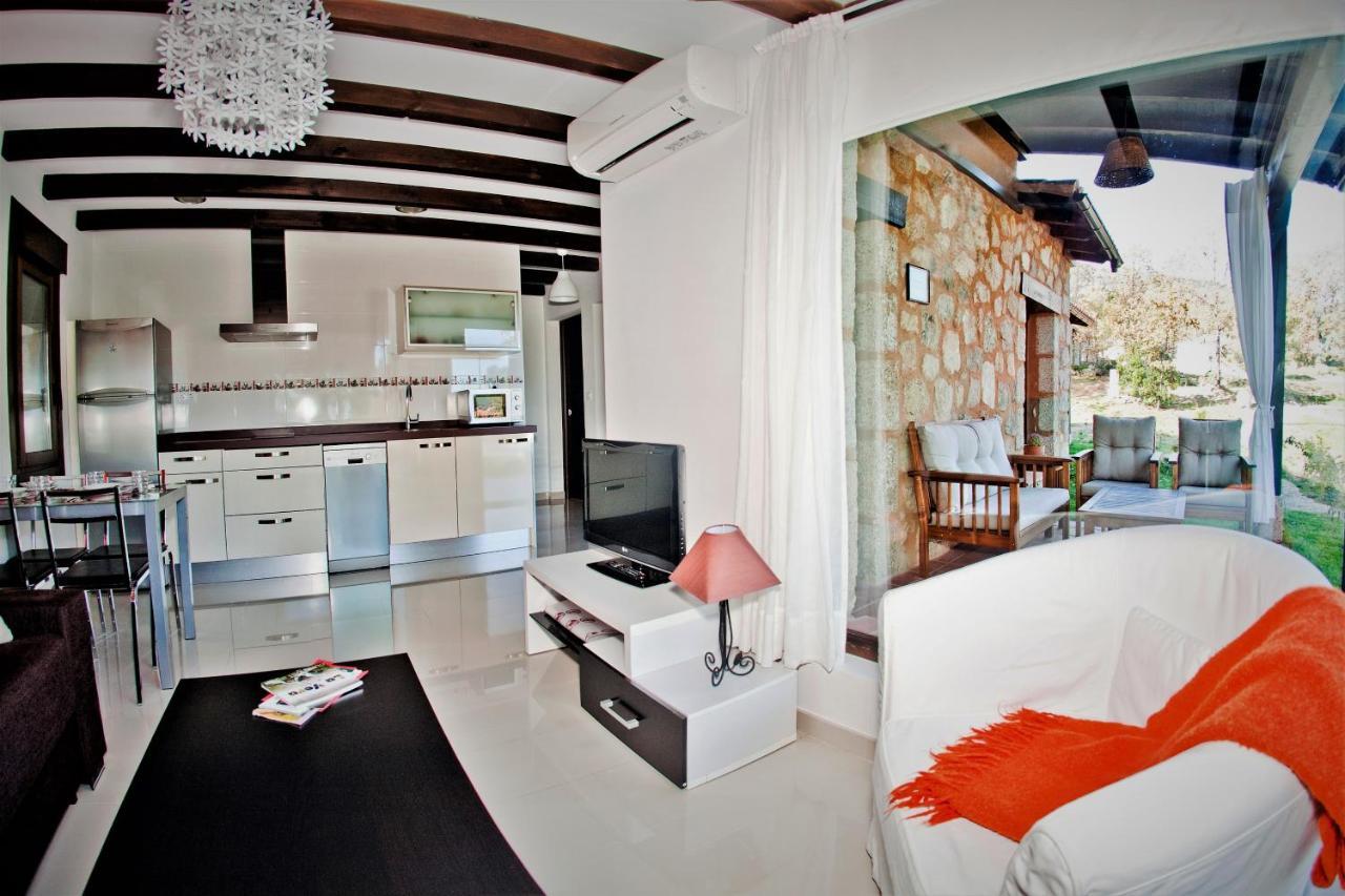 Apartamentos El Roble Valverde de la Vera Экстерьер фото